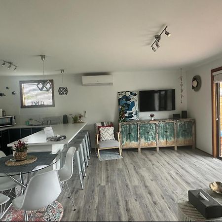 Owlhouse On Island Villa Кауес Екстериор снимка